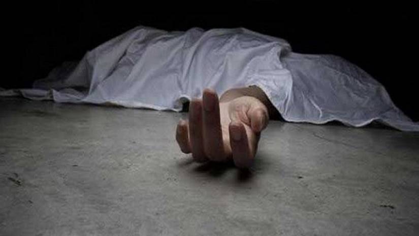 মায়ের পচা-গলা লাশ নিয়ে ৯ মাস এক ঘরে কাটিয়েছেন মেয়ে 