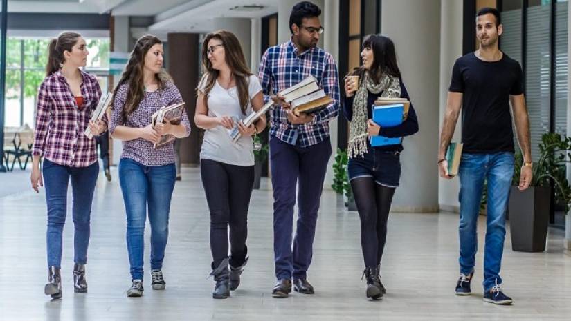 স্কলারশিপের সুযোগ বাংলাদেশিদের জন্য