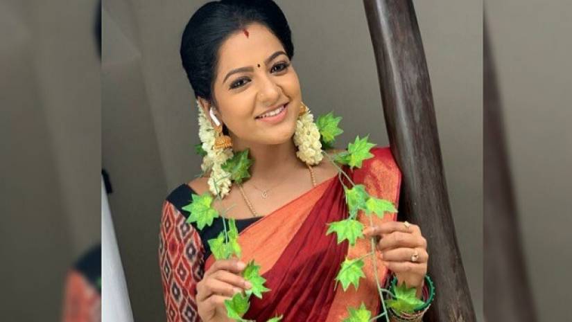 পাঁচ তারকা হোটেল কক্ষে ঝুলছিল জনপ্রিয় অভিনেত্রী চিত্রার মরদেহ