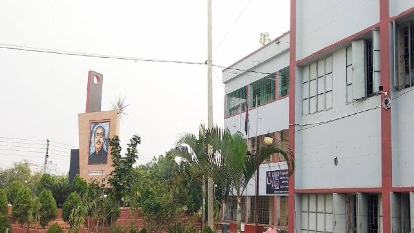 কুভিকের ভাস্কর্যের নিরাপত্তায় সিসি ক্যামেরা বসানো হয়েছে