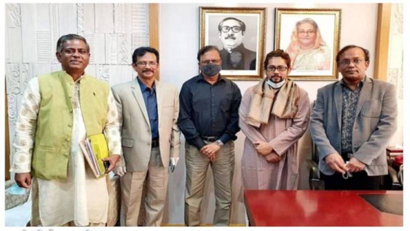 সংস্কৃতি প্রতিমন্ত্রী কে এম খালিদের সঙ্গে  প্রকাশকদের সাক্ষাৎ