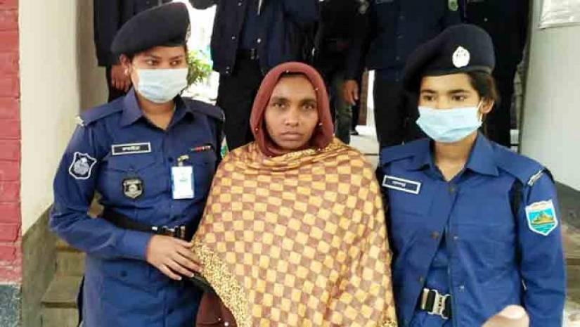 যে কারণে নিজ সন্তানকে দত্তকের পরও অন্য শিশুকে চুরি করলেন শাকিলা  