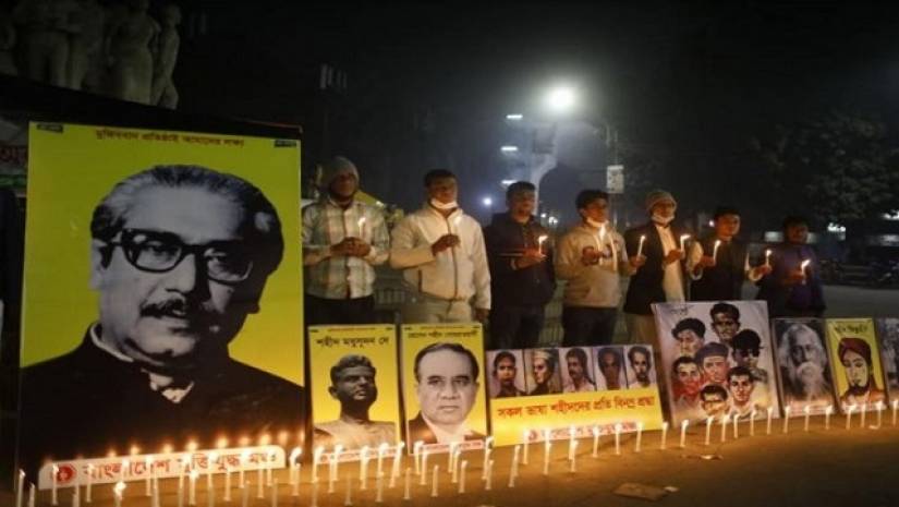  ঢাবিতে নতুন বছরকে বরণ