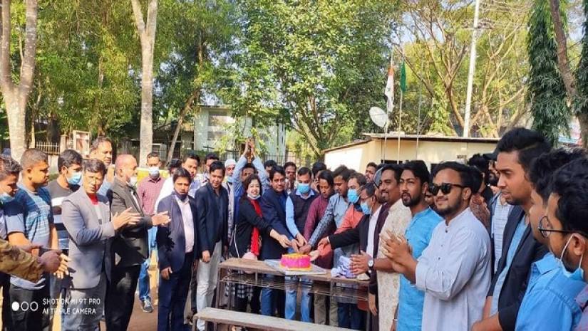 নানা আয়োজনে কুবিতে ছাত্রলীগের প্রতিষ্ঠাবার্ষিকী পালিত