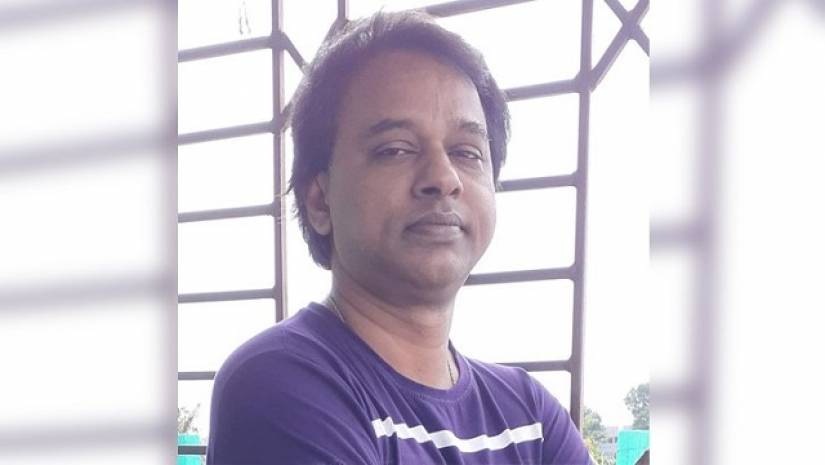 দাম্পত্য জীবনে সুখী ছিলেন না, আত্মহত্যায় কলেজশিক্ষক