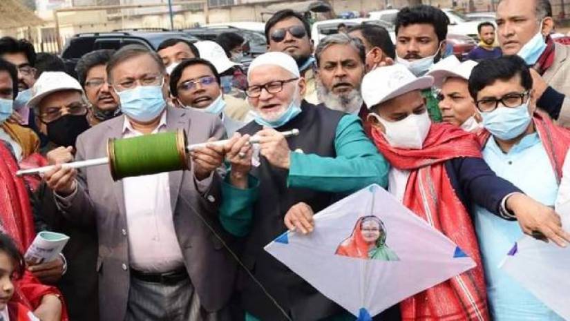 ঘুড়ি উৎসবে তথ্যমন্ত্রী ড. হাছান মাহমুদ