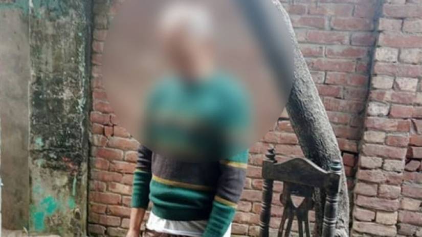 ঝুলন্ত লাশ উদ্ধার করে পুলিশ