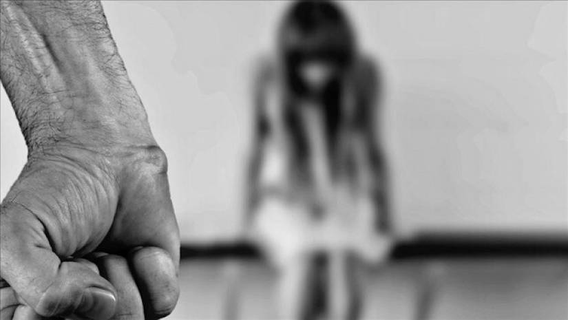 শিক্ষকের লাগাতার যৌন হয়রানি, কলেজ ছাড়লেন ইঞ্জিনিয়ারিং ছাত্রী