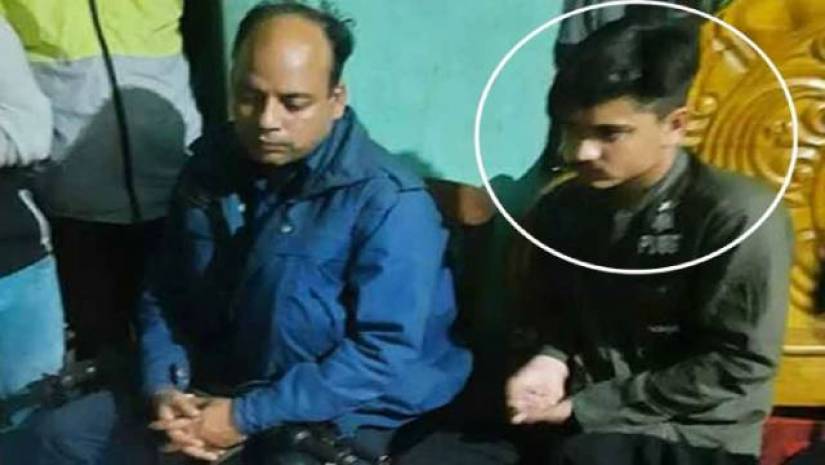 দম্পতির অন্তরঙ্গ ভিডিও ধারণ করতে গিয়ে ছাত্রলীগ নেতা ধরা