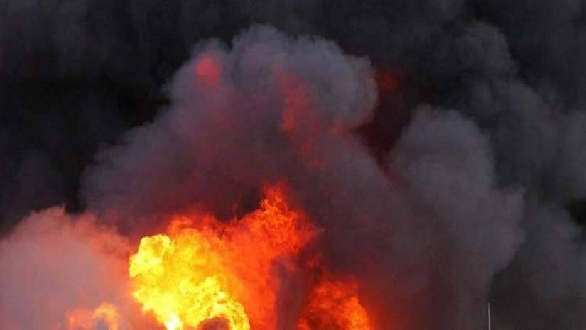 কমলাপুরে পোশাক কারখানায় আগুন