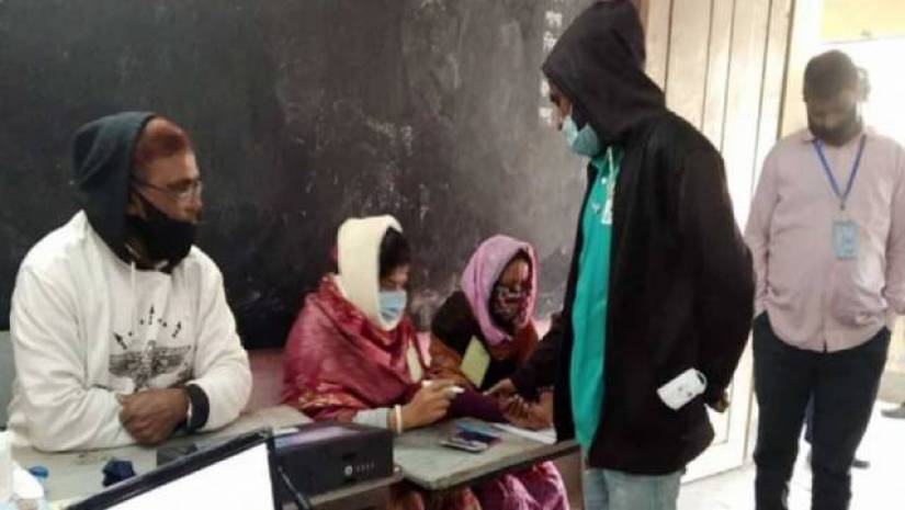 চসিক নির্বাচনের ভোটগ্রহণ চলছে