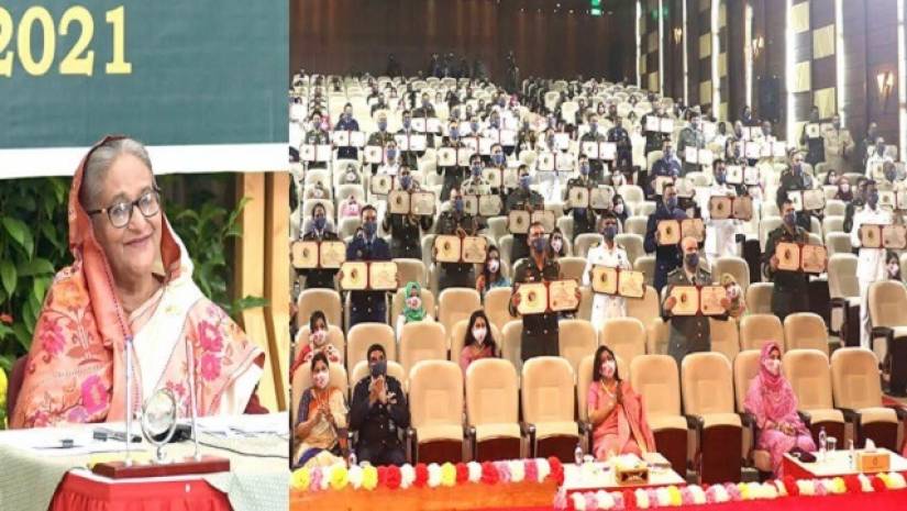 ডিএসসিএসসি গ্র্যাজুয়েটরা ২০৪১ সালের সৈনিক হিসেবে কাজ করবেন : প্রধানমন্ত্রী