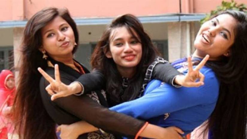 অটোপাসের জিপিএ-৫-এ এগিয়ে মেয়েরা