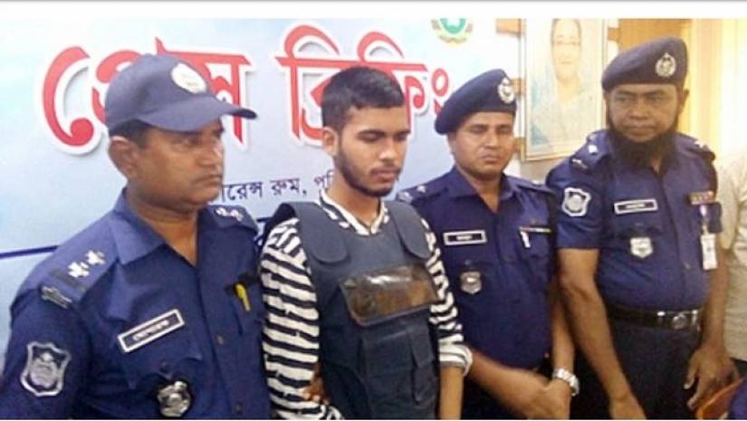 গ্রেফতার রিশান ফরাজী