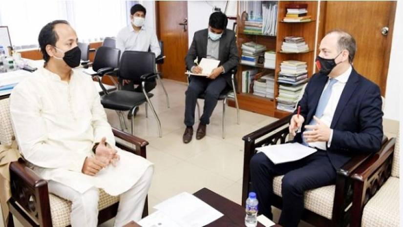 শিক্ষা উপমন্ত্রী মহিবুল হাসান চৌধুরীর সঙ্গে সৌজন্য সাক্ষাতে ইতালির  রাষ্ট্রদূত এনরিকো নুজিয়াতা