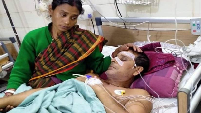 বাবাকে বাঁচাতে বিশ্ববিদ্যালয় পড়ুয়া দুই শিক্ষার্থীর আকুতি