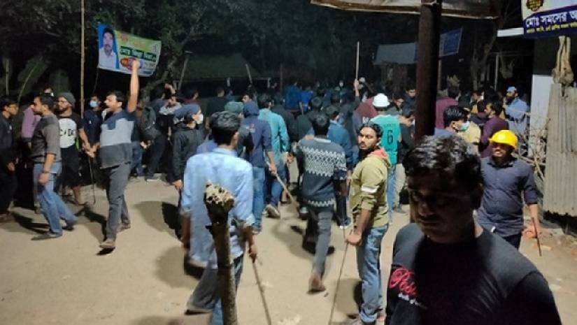  রাতে হলেই থাকছেন জাবি শিক্ষার্থীরা