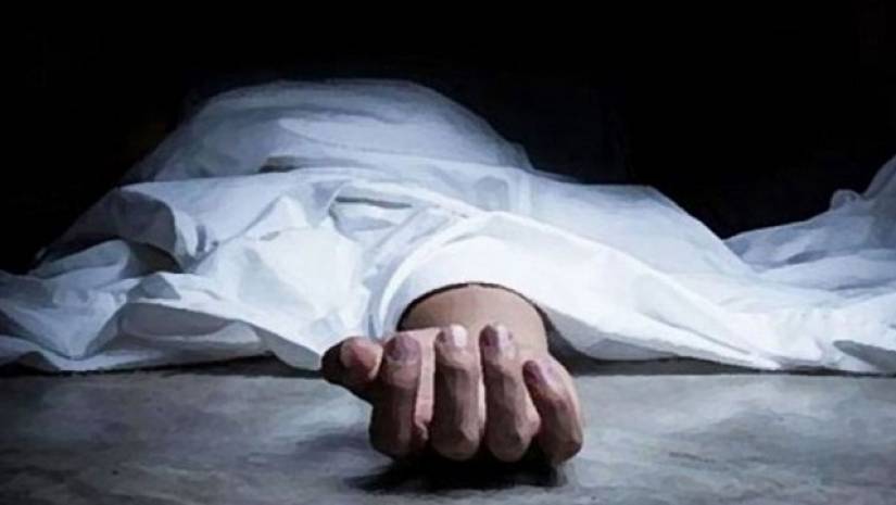 কদমতলীতে স্কুলছাত্রীর রহস্যজনক মৃত্যু