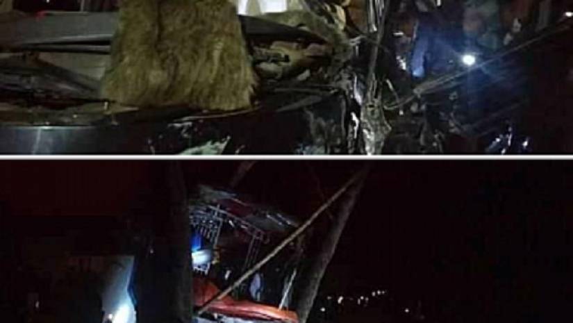 সড়ক দুর্ঘটনায় নবনির্বাচিত মেয়রের স্ত্রী-ছেলেসহ নিহত ৩