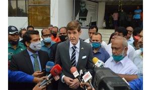 আরও বেশি বাংলাদেশি শিক্ষার্থী নিতে আগ্রহী যুক্তরাষ্ট্র: রাষ্ট্রদূত