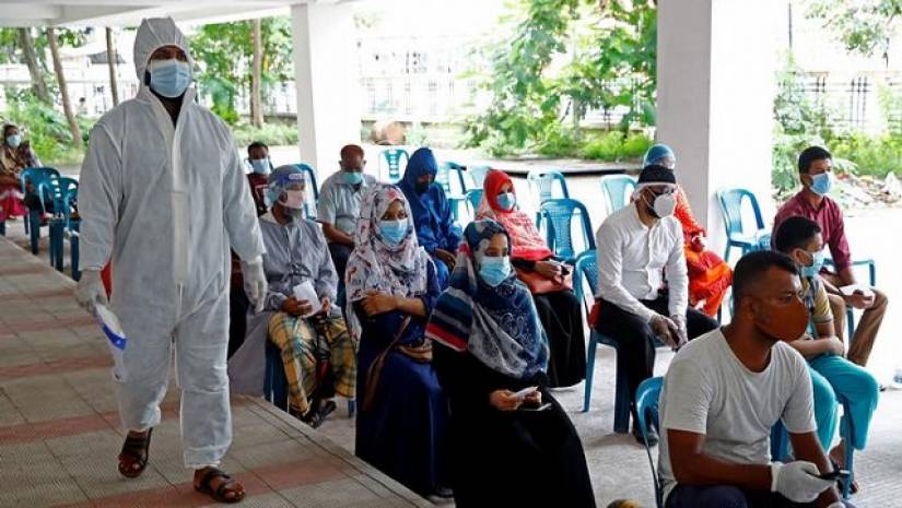 ফের বাড়ল করোনায় আক্রান্তের সংখ্যা