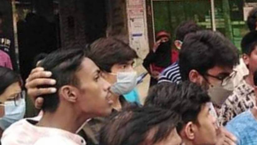 হামলার প্রতিবাদী কর্মসূচিতে ছাত্রলীগের হামলা