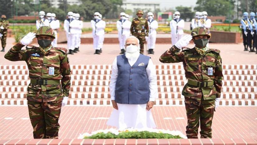 জাতীয় স্মৃতিসৌধে মুক্তিযুদ্ধের বীর শহীদদের প্রতি শ্রদ্ধা নিবেদন