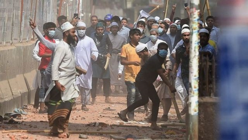 আসামি ৭’শ, ১৩০০ গুলি ছুড়েছে পুলিশ