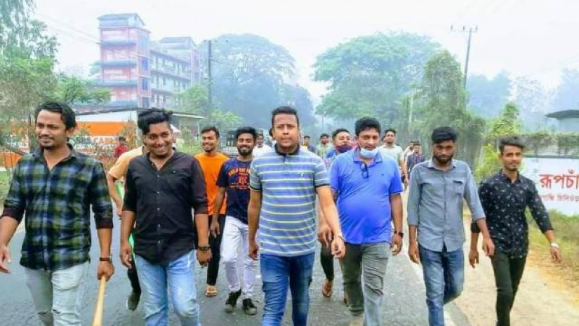 লোহাগাড়ায় হেফাজতের হরতাল প্রতিহত করতে মাঠে ছাত্রলীগ