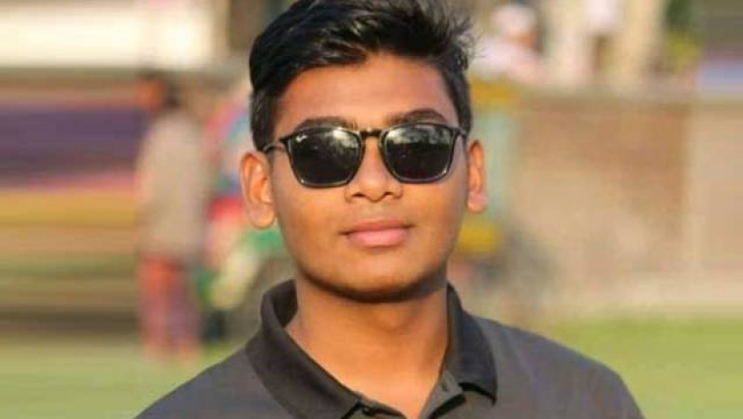 কলেজছাত্রের ঝুলন্ত মরদেহ উদ্ধার