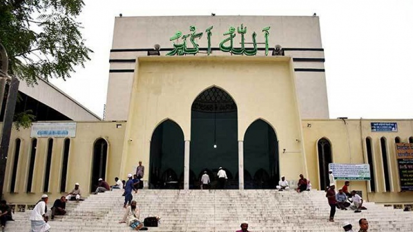 নামাজের আগে-পরে মসজিদে সভা-সমাবেশ নিষিদ্ধ