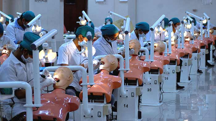 ডেন্টালের পরীক্ষা পেছাবে কিনা জানা যাবে ৭ দিন পর