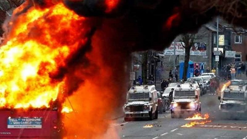 কঙ্গোতে বাসে আগুন লেগে পুড়ে মরল ৪০ যাত্রী