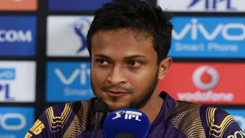 সাকিবকে একাদশে না রাখার ইঙ্গিত দিলেন ম্যাককলাম