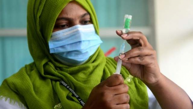 সোমবার থেকে করোনার প্রথম ডোজের টিকাদান বন্ধ