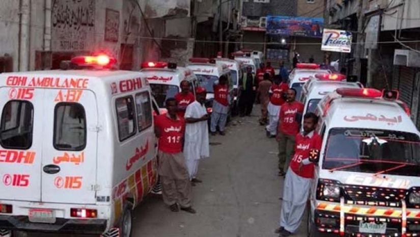 ৫০টি অ্যাম্বুলেন্স নিয়ে ভারতে যেতে চায় পাকিস্তান