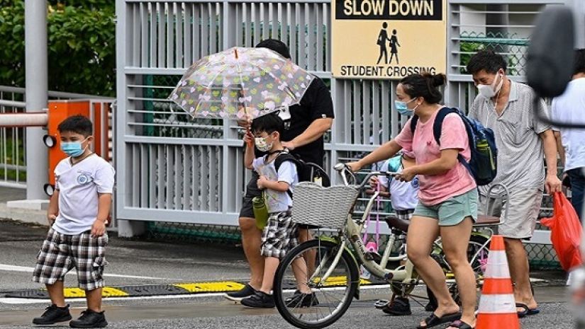 সিঙ্গাপুরে শিশুরা আক্রান্ত করোনার নতুন স্ট্রেইনে, স্কুল বন্ধের নির্দেশ