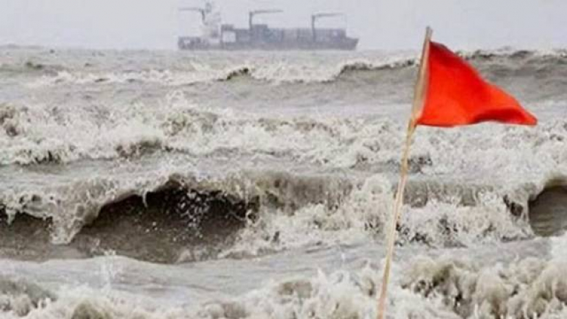 বঙ্গোপসাগরে লঘুচাপ, সমুদ্রবন্দরে ১ নম্বর সতর্কতা সংকেত