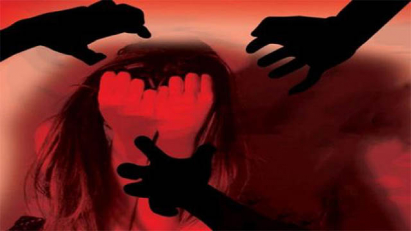 চলন্ত বাসে তরুণীকে সংঘবদ্ধ ধর্ষণ