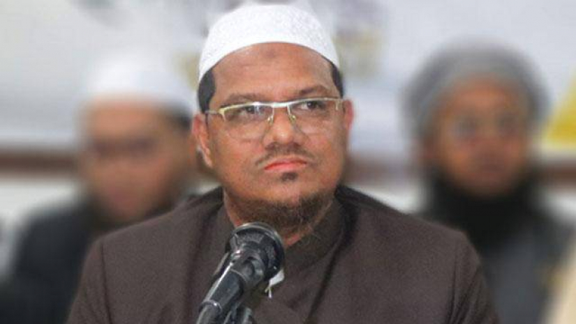 শিক্ষাপ্রতিষ্ঠান খুলে দিয়ে শিক্ষাকে বাঁচাতে হবে: চরমোনাই পীর