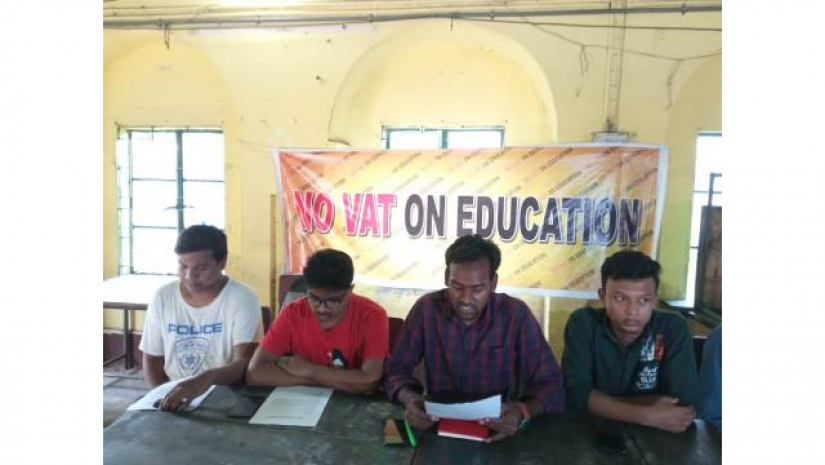 ‘নো ভ্যাট অন এডুকেশন’ নামে বেসরকারি বিশ্ববিদ্যালয় শিক্ষার্থীদের একটি সংগঠন