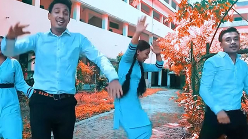 ভাইরাল ভিডিও