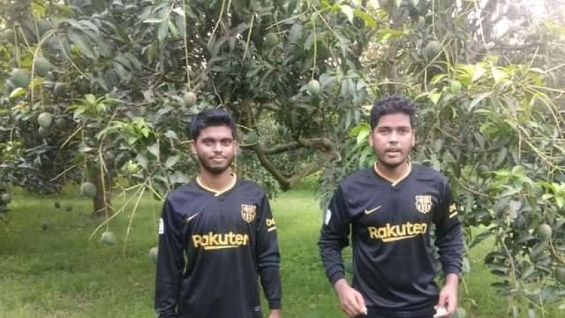 রাজশাহী বিশ্ববিদ্যালয়ের শিক্ষার্থী জুয়েল মামুন ও তার সহযোগী