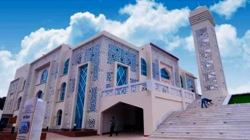 আজ বৃহস্পতিবার একসঙ্গে ৫০টি মডেল মসজিদ উদ্বোধন করেছেন প্রধানমন্ত্রী শেখ হাসিনা