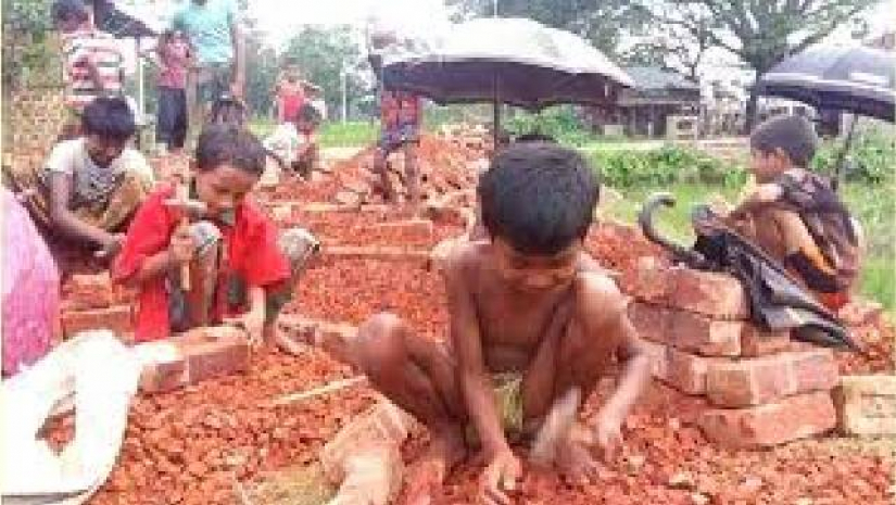 করোনাকালে স্কুল বন্ধ থাকায় বেড়েছে শিশু শ্রমিক