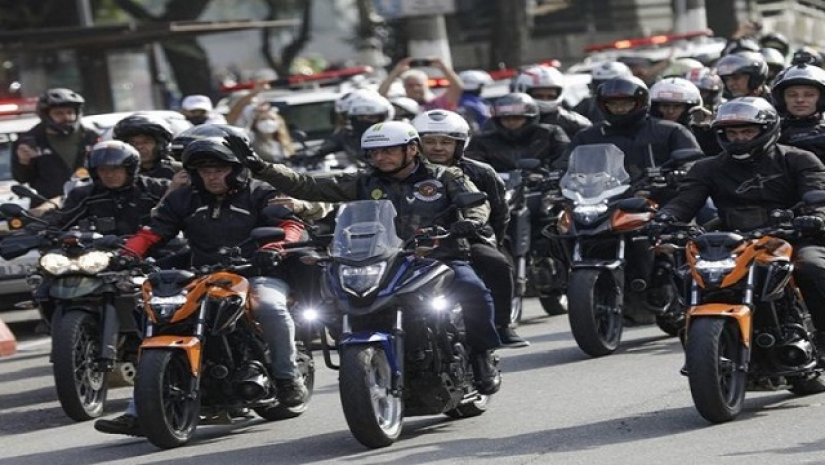 মোটরসাইকেল মিছিল