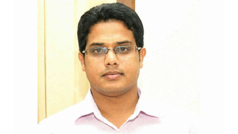 ছাত্রলীগের সাবেক সেক্রেটারি জাকিরের গাড়িতে হামলাচেষ্টা