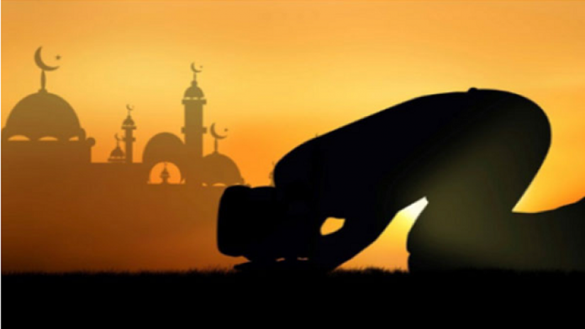 সেজদায় মৃত্যুর কোলে ঢলে পড়লেন ইমাম (ভিডিও)