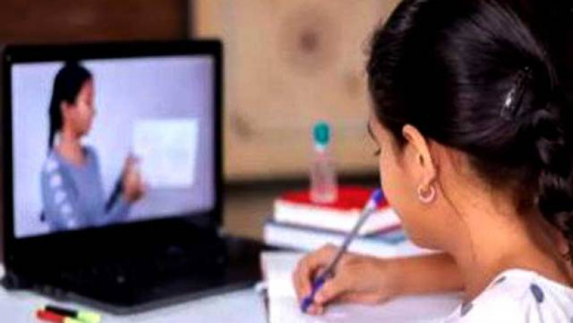 করোনায় অনলাইন ক্লাস