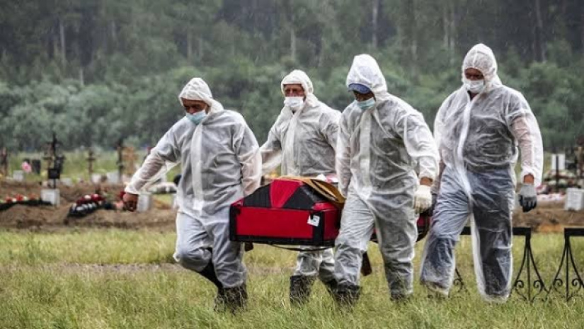 করোনায় একদিনে মৃত্যু ২০০ ছাড়াল